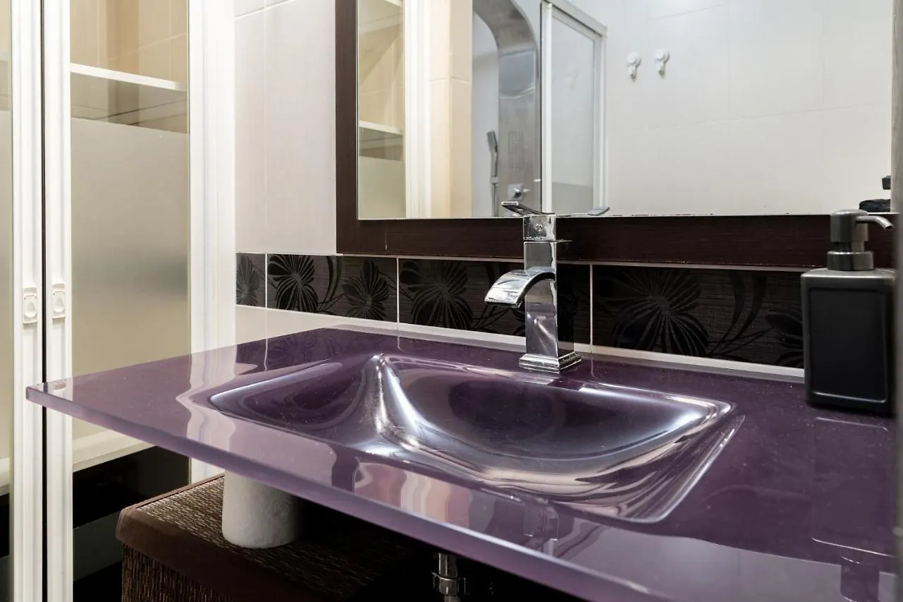 Apartment Blonzu Camerun Benalmadena